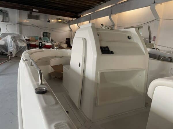 Gladiator 27FT - Image 7