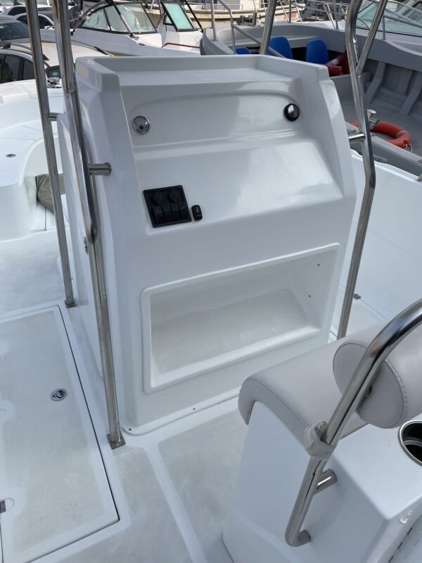 Gladiator 27FT - Image 5