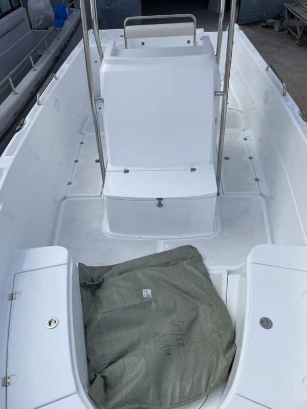 Gladiator 27FT - Image 6
