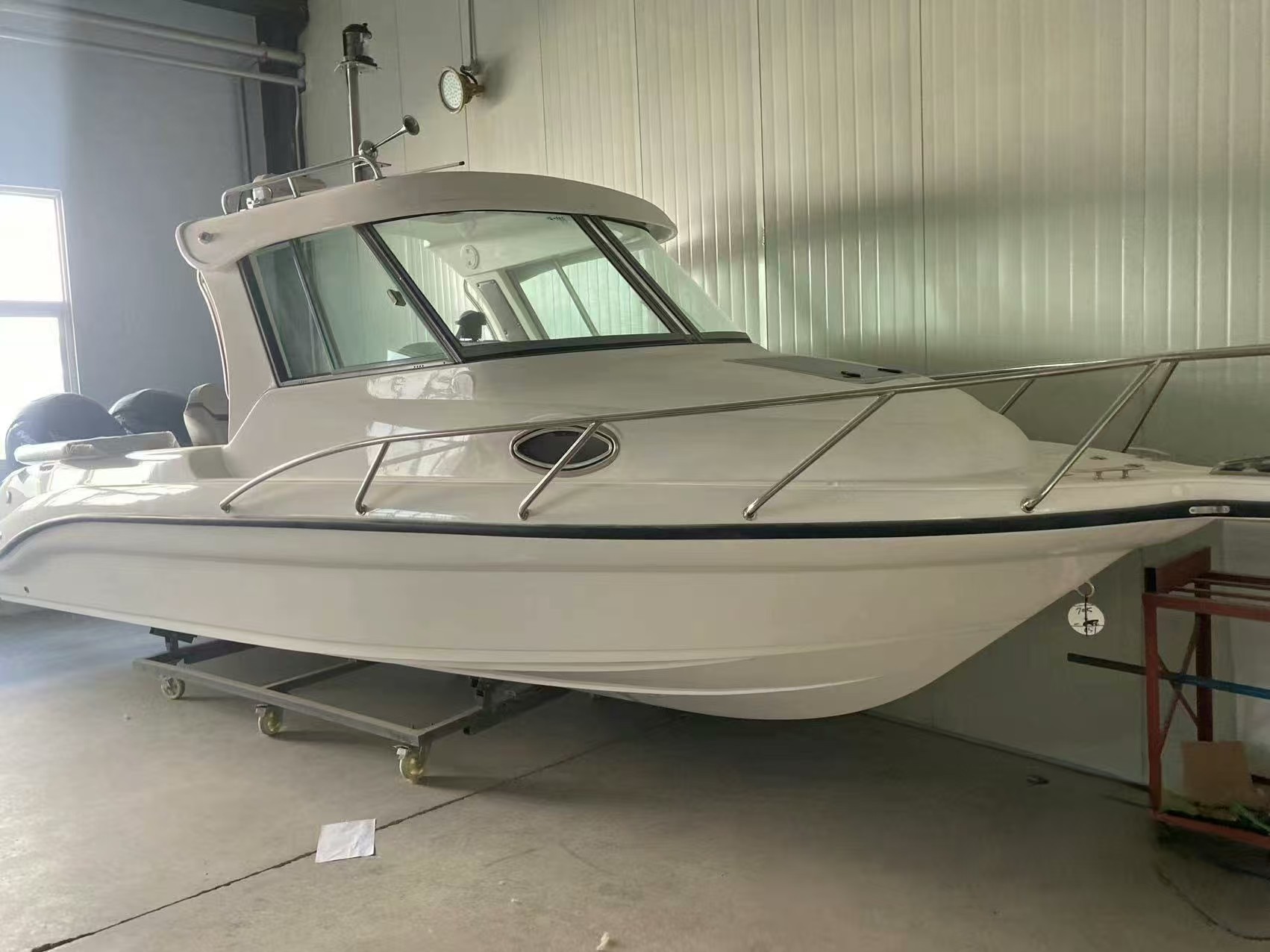 boat manufacturer